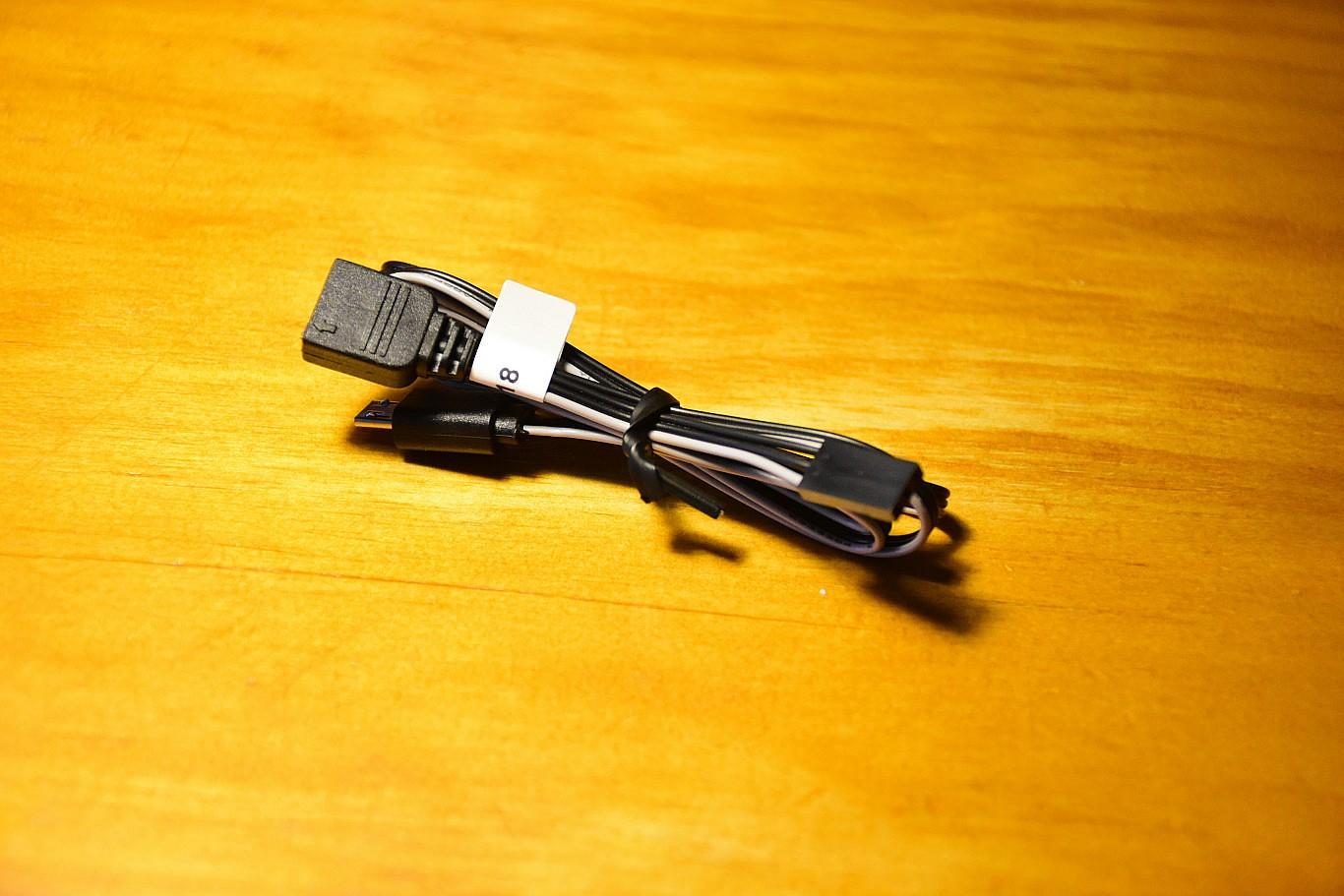 只有CPU不能RGB了！十铨 T-Force Delta RGB 250GB 固态硬盘开箱