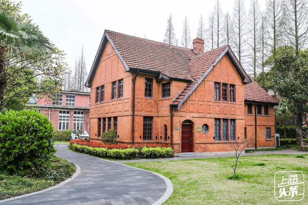 该不该去上海读大学,千万不要来香港读研