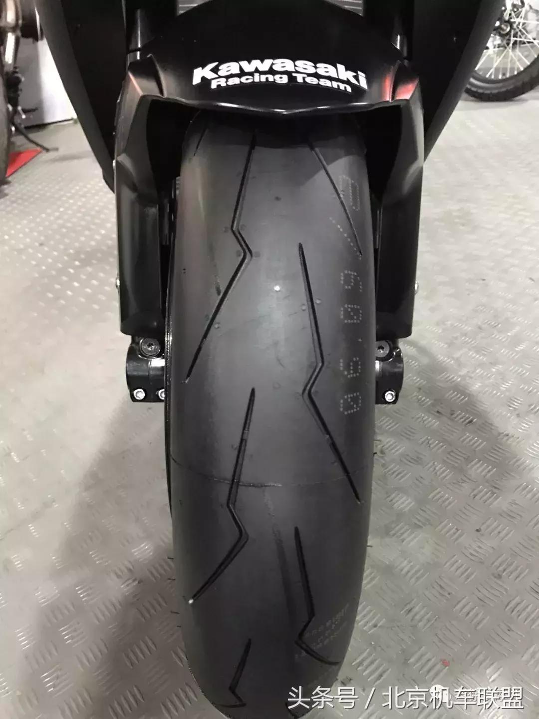 2024川崎zx10rr发布大图,川崎zx-10r2024款极速测试