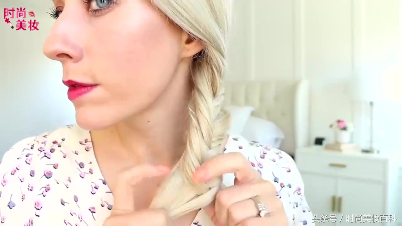 鱼尾辫发型视频简单的,鱼尾辫发型怎么扎好看视频