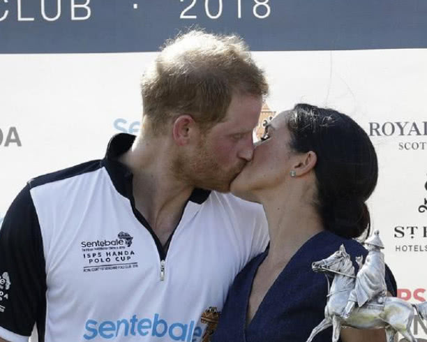 梅根哈里一同出席王室活动,哈里梅根夫妇公开亮相