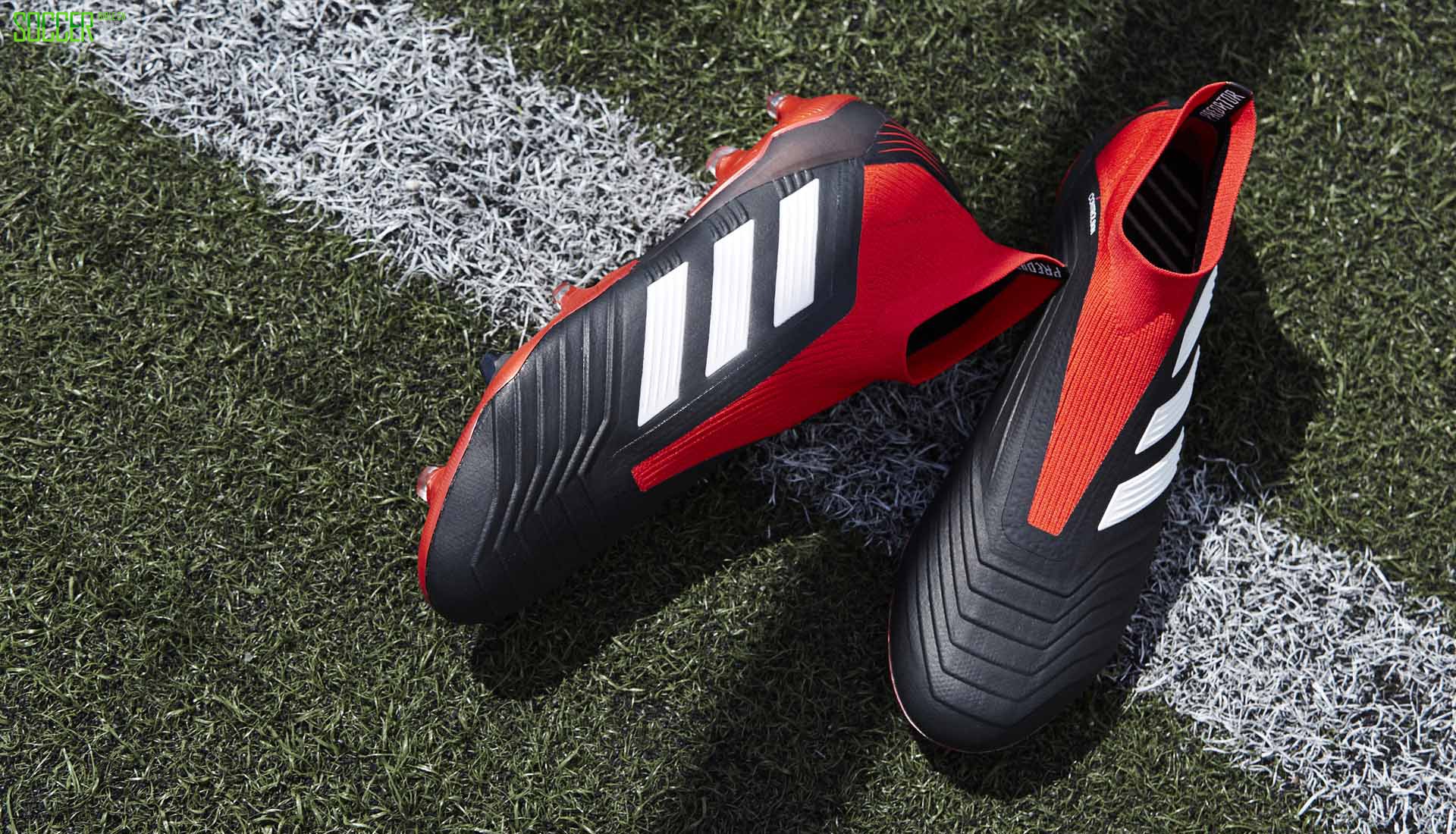 阿迪达斯发布Predator 18+ Team Mode猎鹰足球鞋