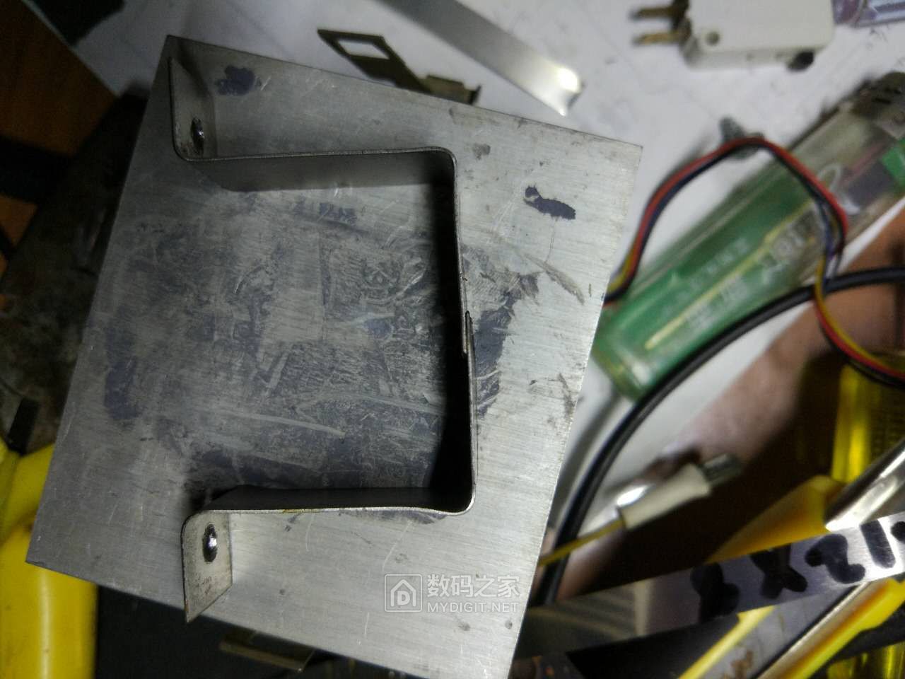 怎样拆微波炉变压器才能改点焊机,报废微波炉改点焊机