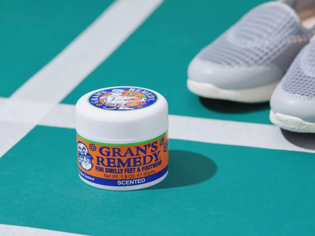 6000多万人的脚臭,被这盒*粉白**救了丨品质生活