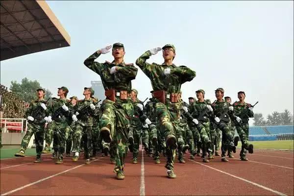 企业军训内容及建议,军训有什么好的建议