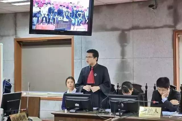 惊动BBC的中国手语律师：一个聋人在视频里打手语“对不起，我要自杀了”