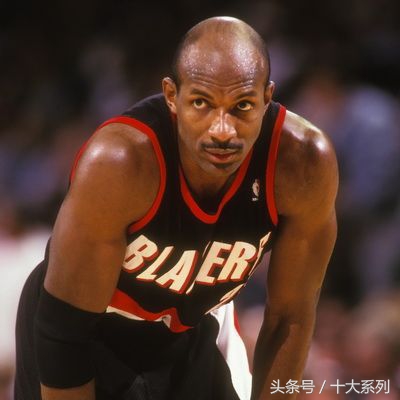 nba常规赛总抢断榜最新排名,nba十大抢断扣篮集锦