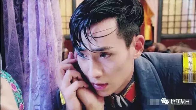 朱一龙尬聊视频,朱一龙自己尬聊