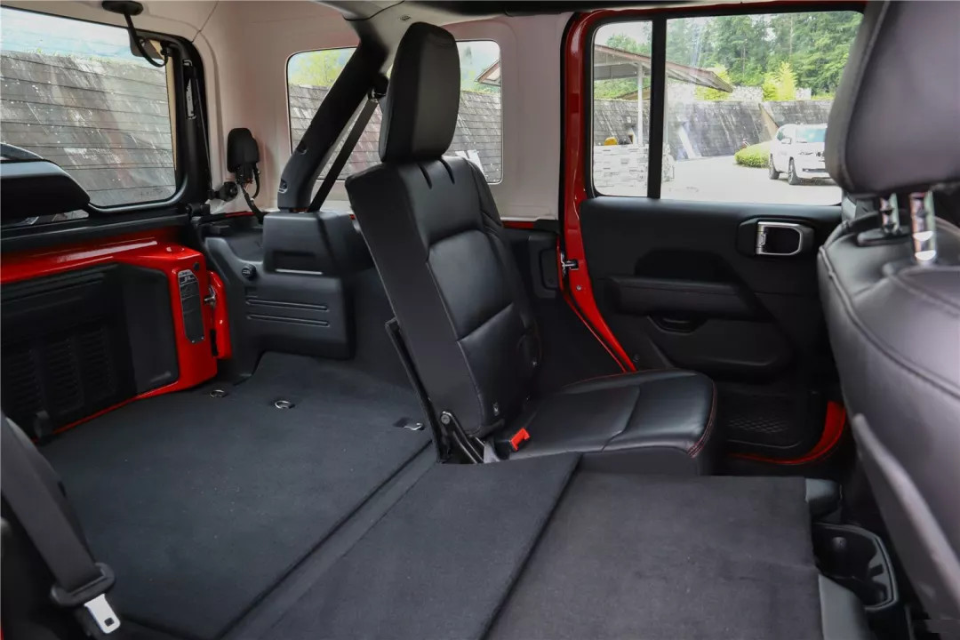 硬派越野车如何改善舒适性,越野jeep硬派