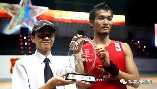 放弃称霸野球场，省实余文乐要当中国的史蒂文斯