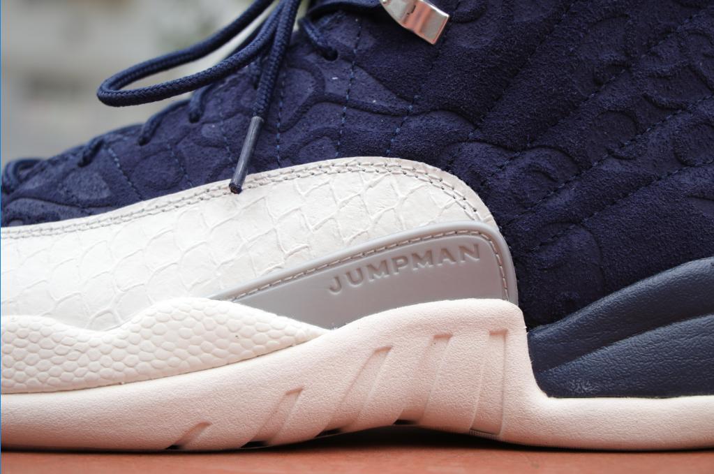 最近很火的airjordan1,airjordan12最新复刻颜色