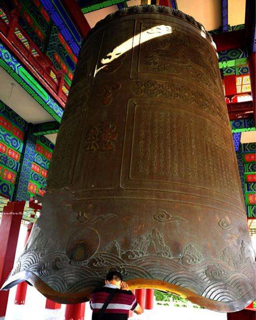 河南平顶山中原大佛高208米,耗资10亿的大佛