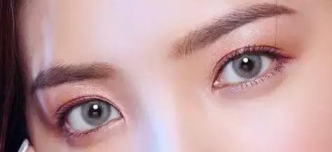 美瞳新手自然款推荐,戴了10年美瞳的老司机