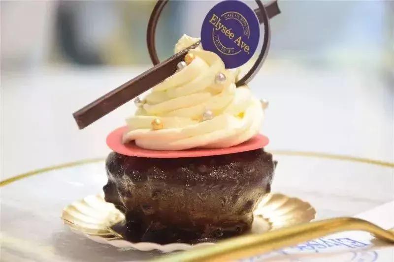 何必去法国？大沥永旺“深藏Blue”浪漫的店，给你梦幻下午茶！