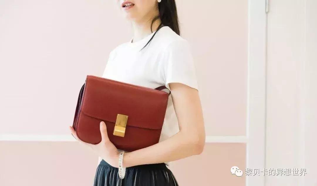 普通人怎么选择的包包又不撞大牌,好看的包包总是买不够