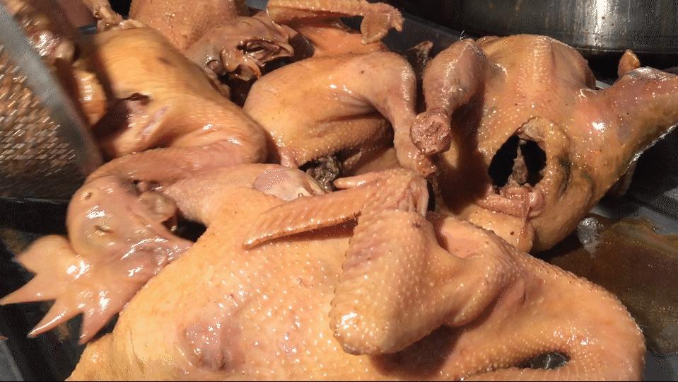 94年小伙卖卤肉十年,28岁小伙卖卤肉