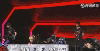 lol劝队友别投降的句子,lol采访马哥