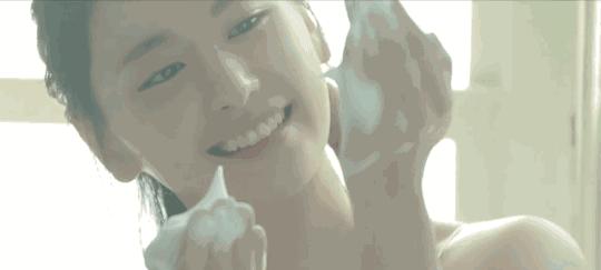 油痘皮夏日护肤怪圈，这些误区一踩一个烂脸