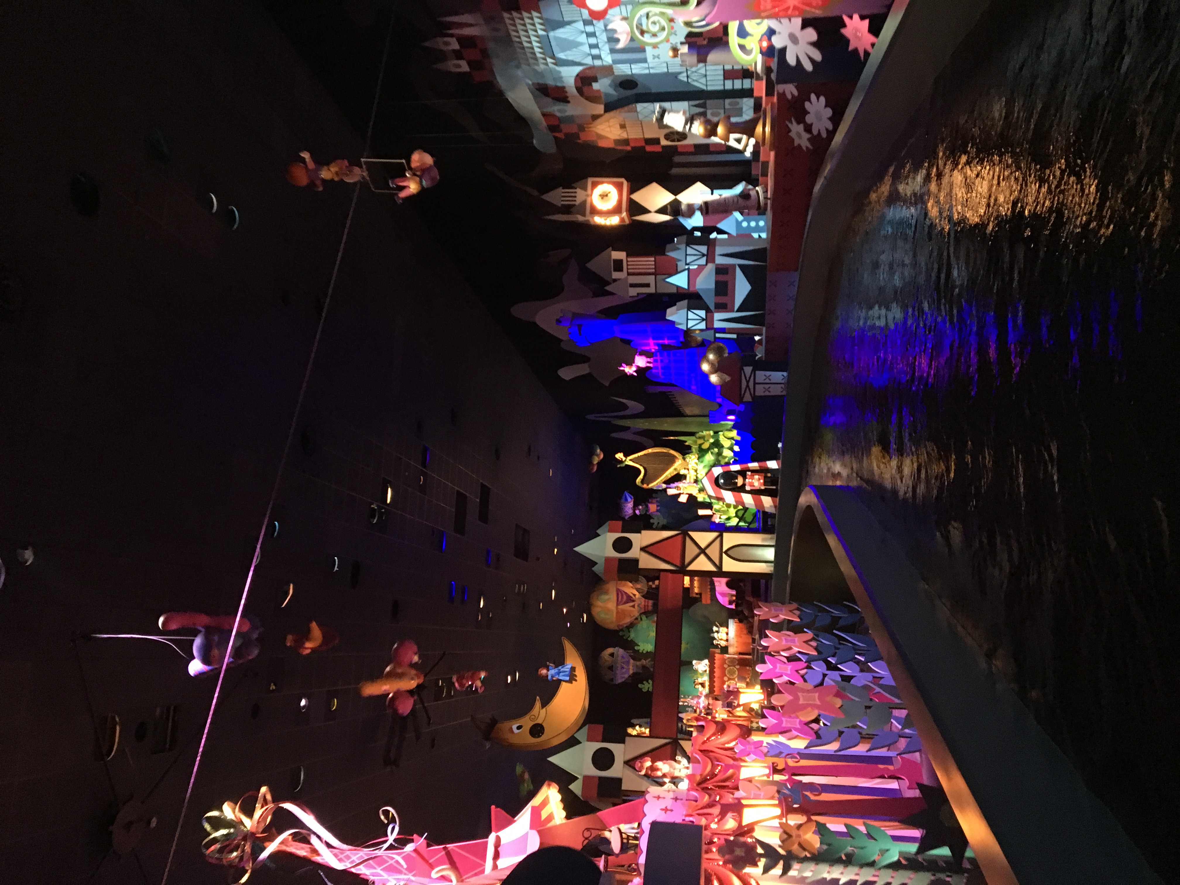 上海迪士尼与香港迪士尼,东京迪士尼和香港迪士尼哪个好玩