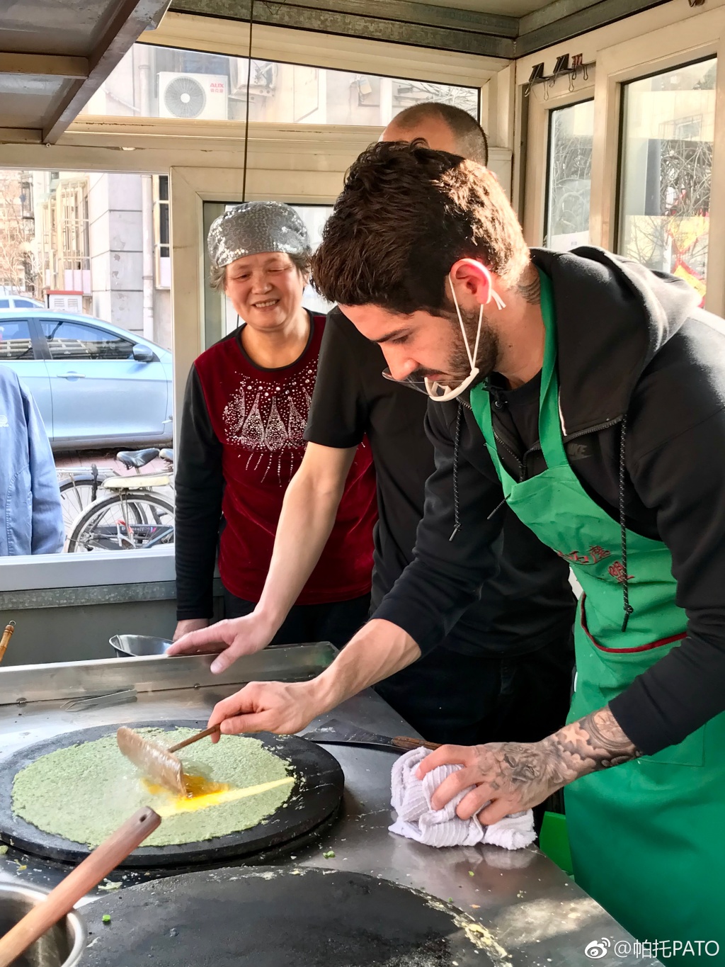 帕托和热巴谁地位高,帕托喜欢迪丽热巴