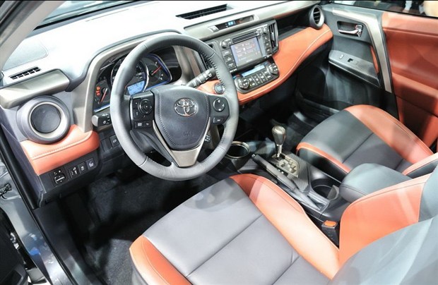 长的完全不像汉兰达的丰田RAV4都有哪些优缺点?听听车友怎么说?