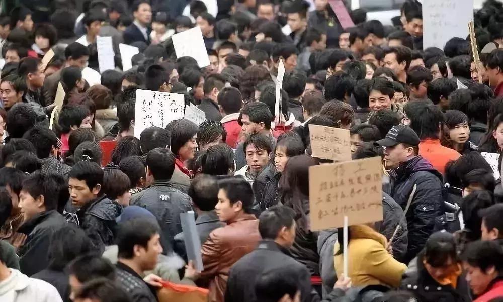 今天起，又有一大波重要消息影响千万武汉人！