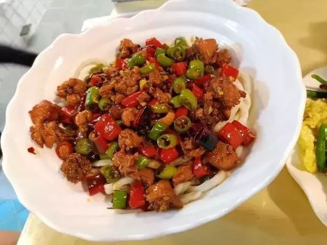 世纪金源购物城美食,世纪金源乐活好吃街