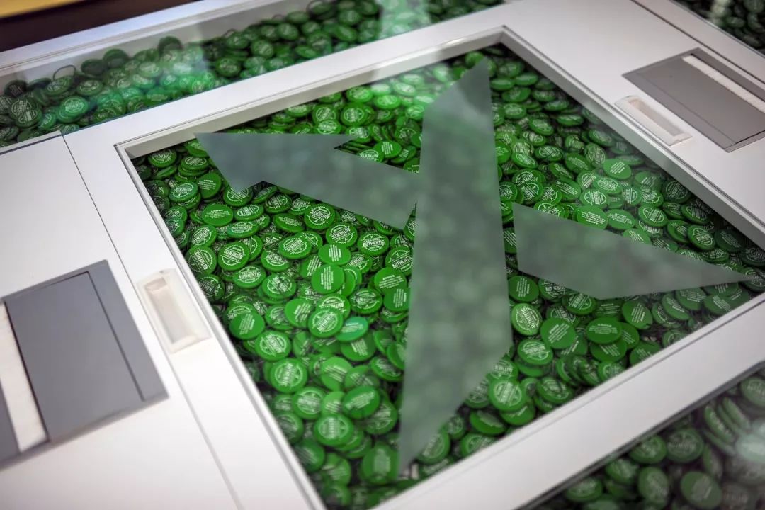 潮青恐惧：被鉴定成Fake,贩子说还在等清关；在这里我用原价买到至尊潮货