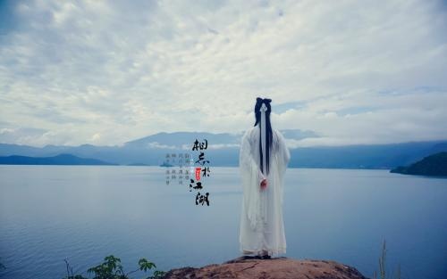 喜欢一个人却不能在一起怎么解决,喜欢一个人又不能联系怎么办