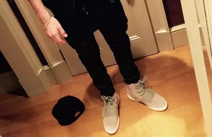 买14亿豪宅就为让小孩踢球，贝嫂家为什么没养出败家子？