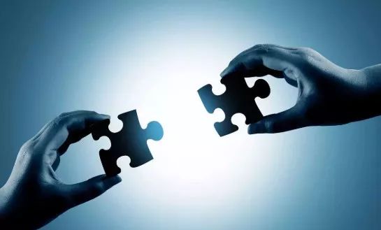 公诉拒不认罪怎么判,公诉机关证据不足法院怎么处理