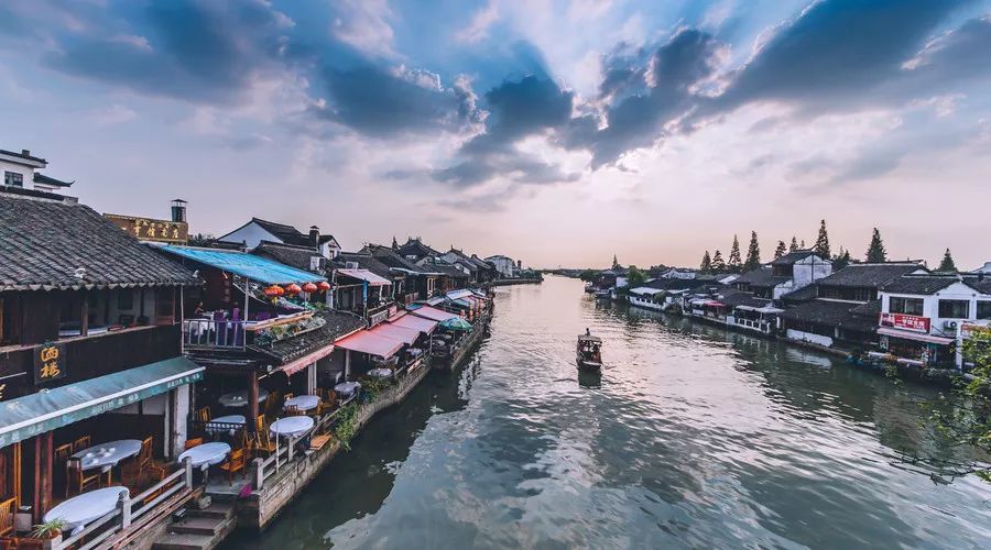 比较省钱的旅游方法,一个最省钱的旅游方法