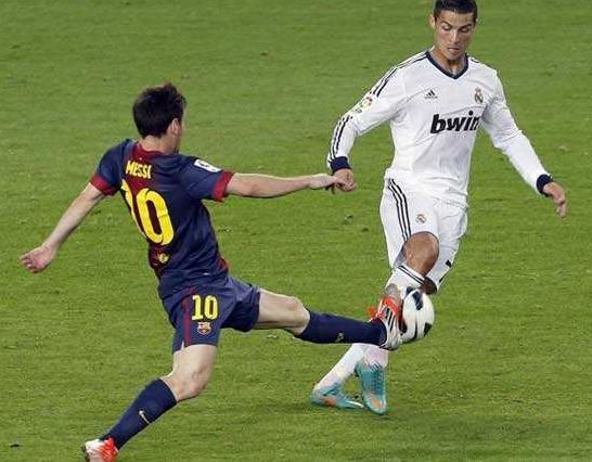 c罗到底能不能和梅西在一个队里,对c罗和梅西不一样的态度