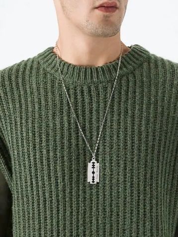 鑷敱涓嶆伅瀹濋浮,鑷敱涓嶆伅鑻辫