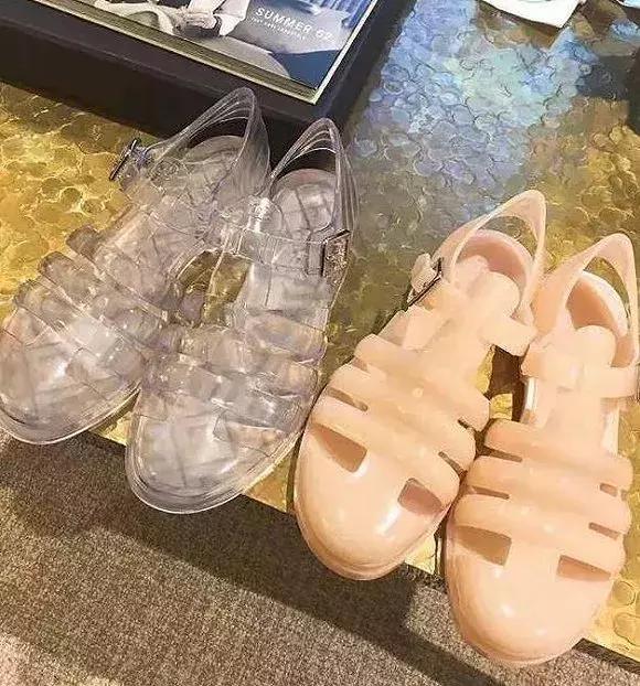 5000元左右的香奈儿,lv和香奈儿哪个便宜