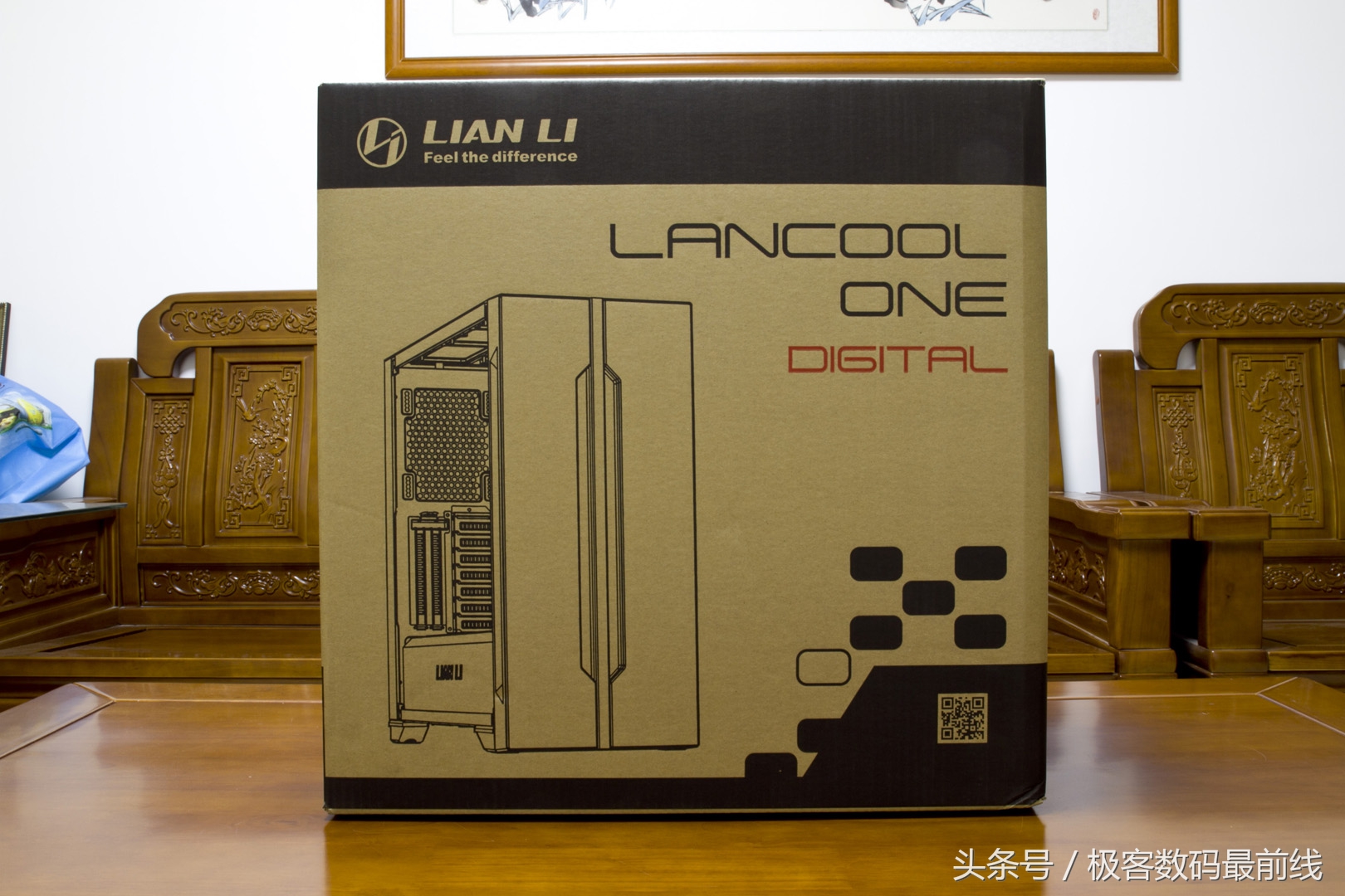 联力双子座幻彩和rgb的区别,联力双子座幻彩