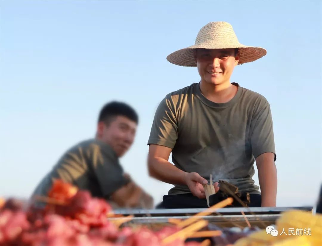 面朝大海人生就像奔流不息的大海,面朝大海人生就像一场旅行