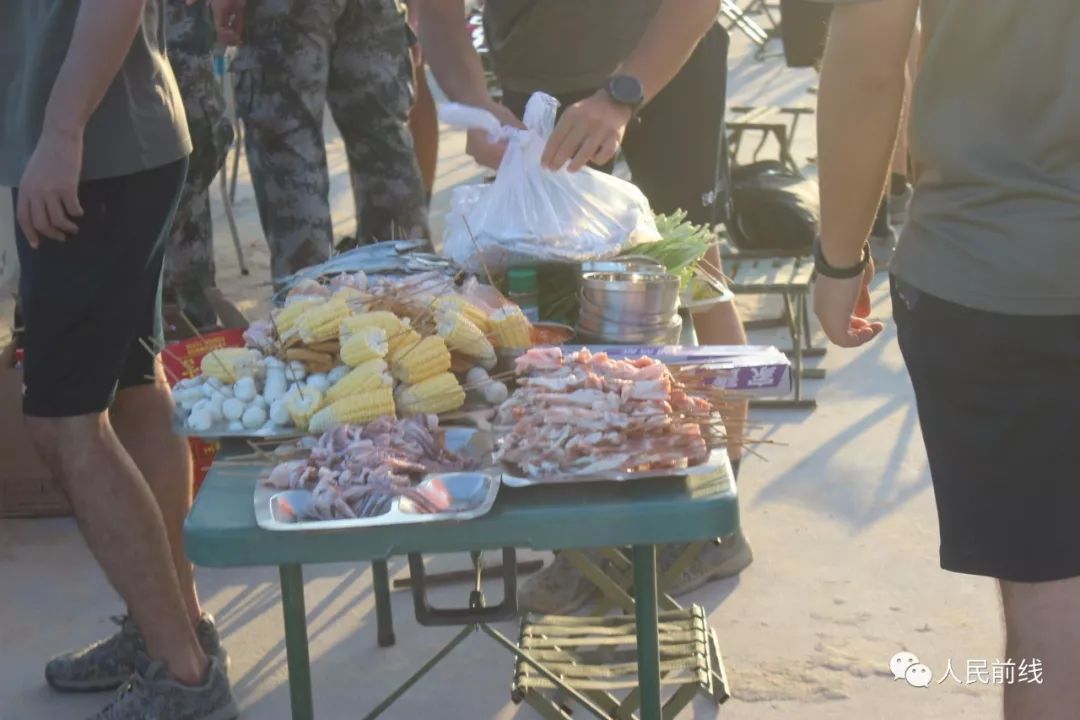 面朝大海烧烤,面朝大海人生就像奔流不息的大海