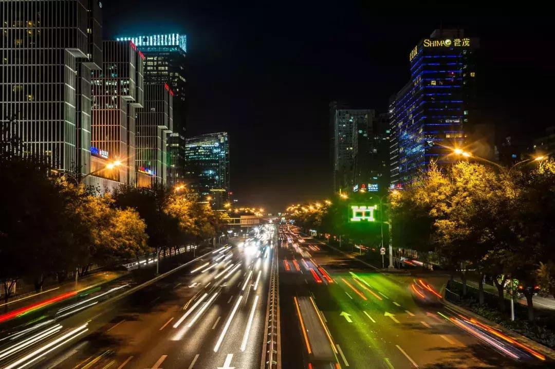 姑娘打工赚20万,70后大姐公开月入5000元副业