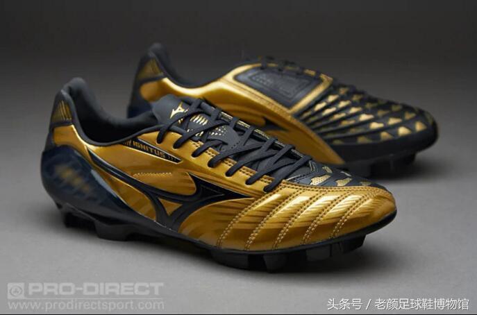 世界杯鸳鸯足球鞋,世界杯彪马鸳鸯足球鞋绿橙