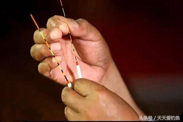 钓鱼时应该怎么选择浮漂,钓鱼老手都说调漂桶没有用实话吗