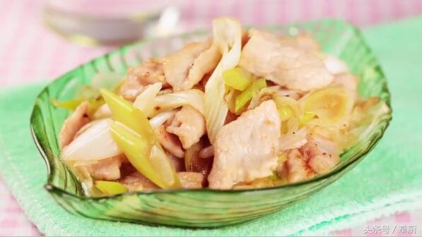 东北葱爆牛肉的正确做法,老东北美食葱爆肉片