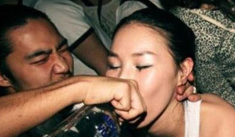 张紫妍案再爆猛料，86岁老人用道具折磨，大佬和手下一起娱乐！