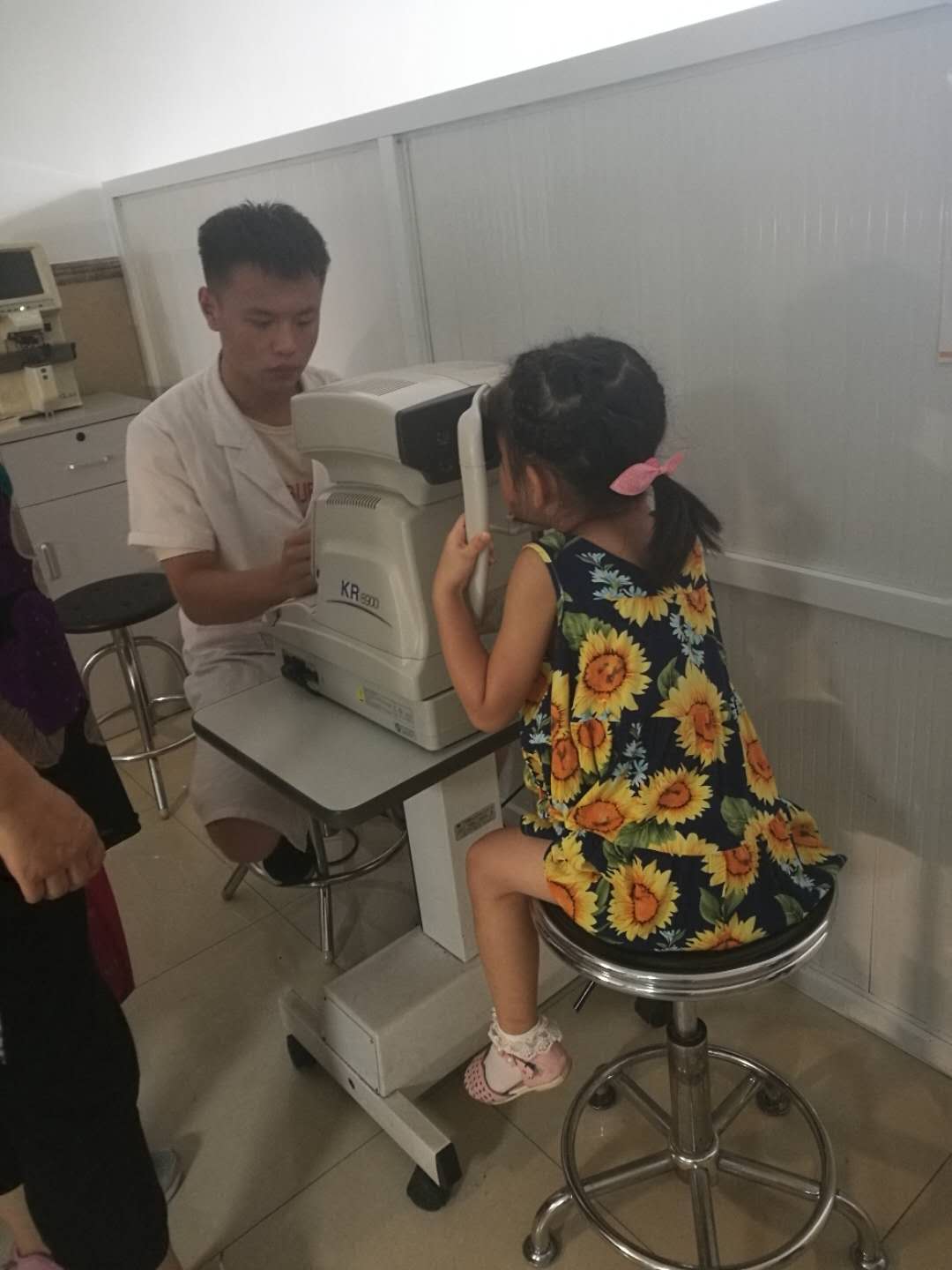 6周岁孩子视力只有0.5,孩子6岁了视力0.5