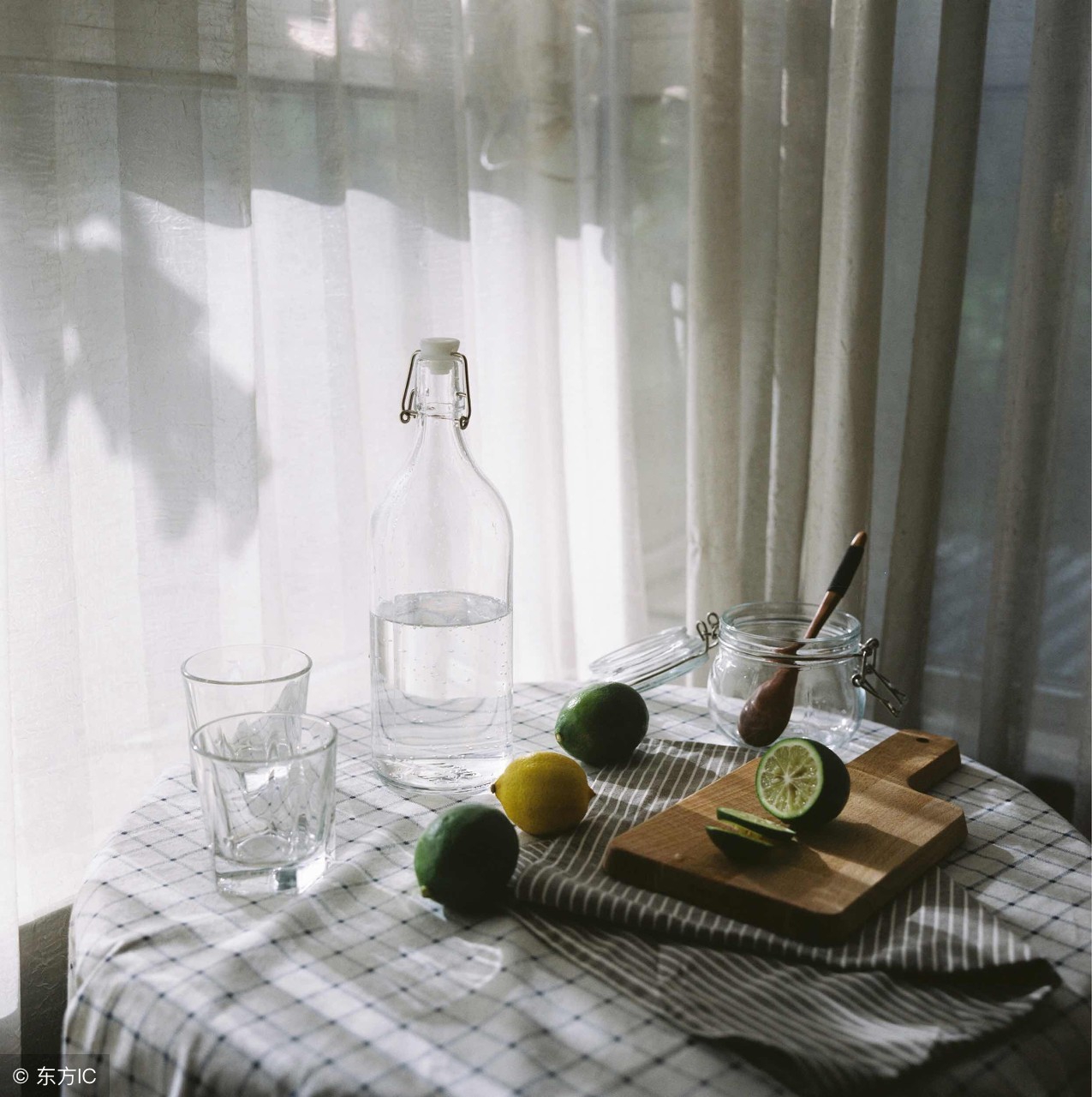 壁纸自粘墙纸有多大的危害,装修前十大陷阱不要贴壁纸