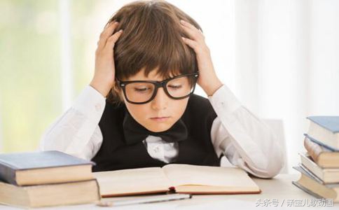 7岁孩子4.7的视力恢复方法,我的孩子近视200多度我该怎么办