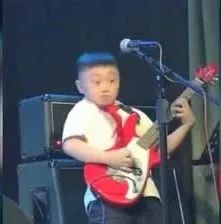 零基础学吉他先学什么,学吉他用什么