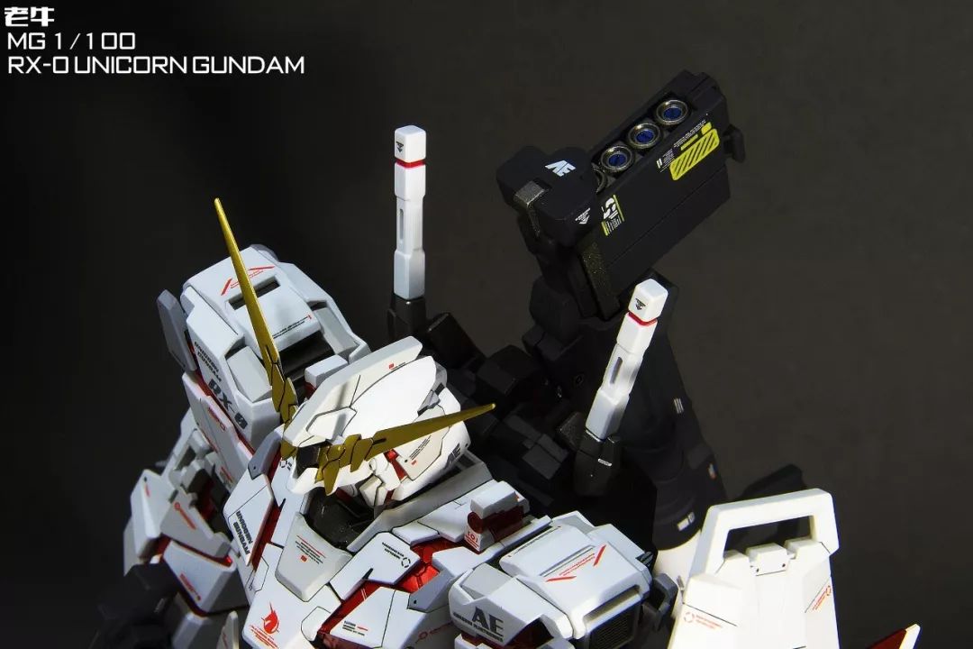 风灵高达独角兽配色,独角兽高达燃烧高达配色