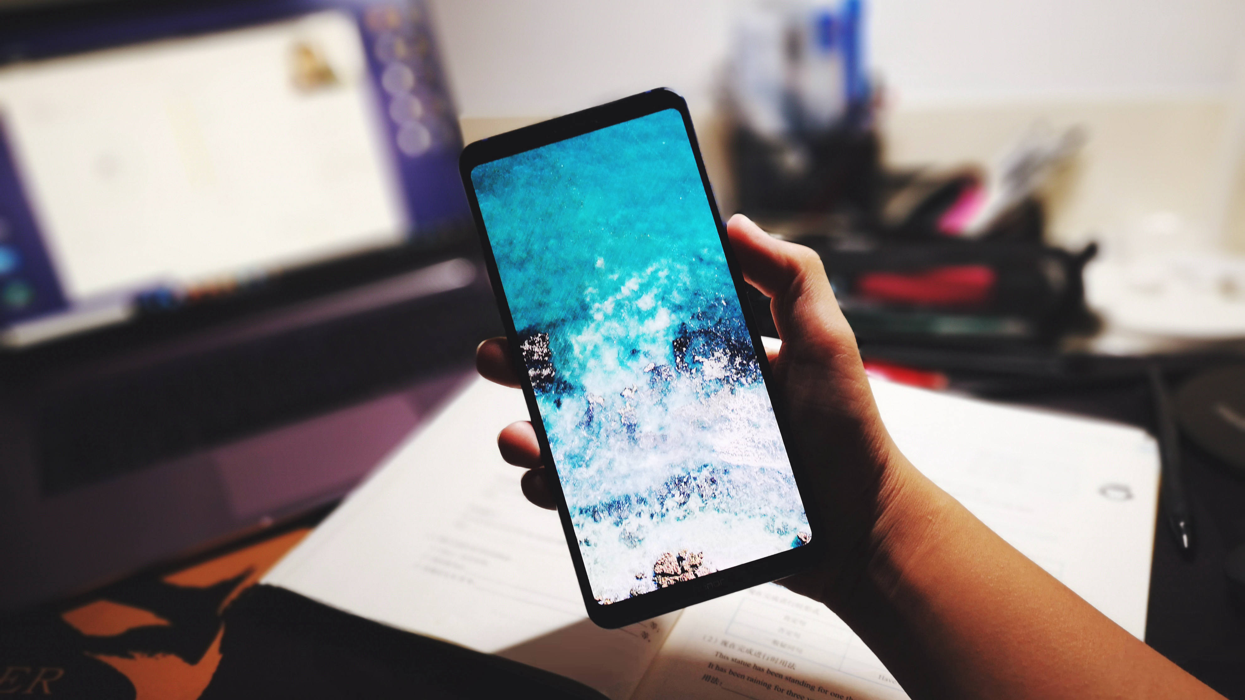 荣耀note10在2020年还值得入手吗,现在用荣耀note10还扛得住吗