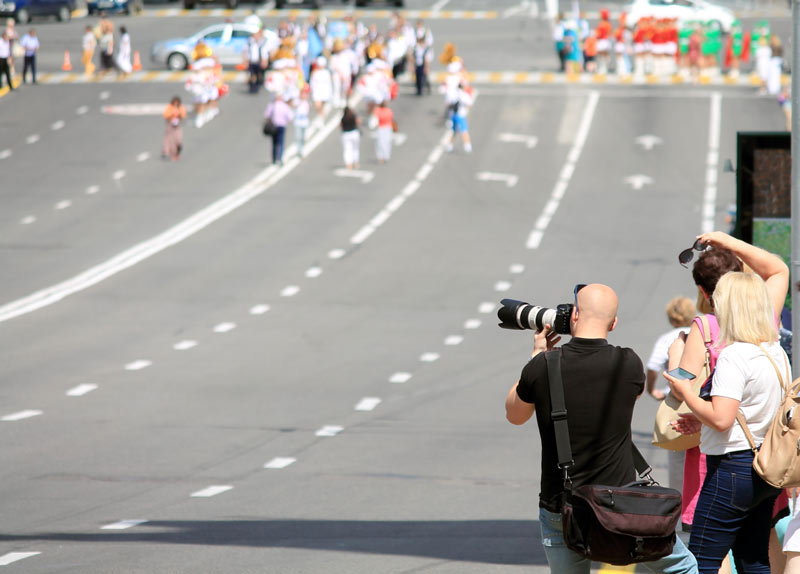适合拍体育的相机,能否推荐一款适合体育摄影的相机